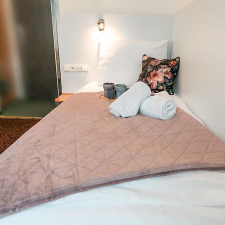 Hotel Plzen Bagian luar foto