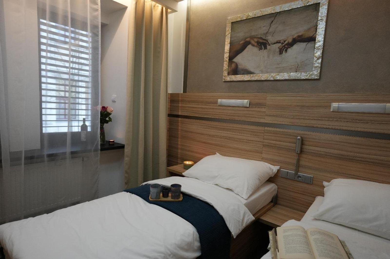 Hotel Plzen Bagian luar foto